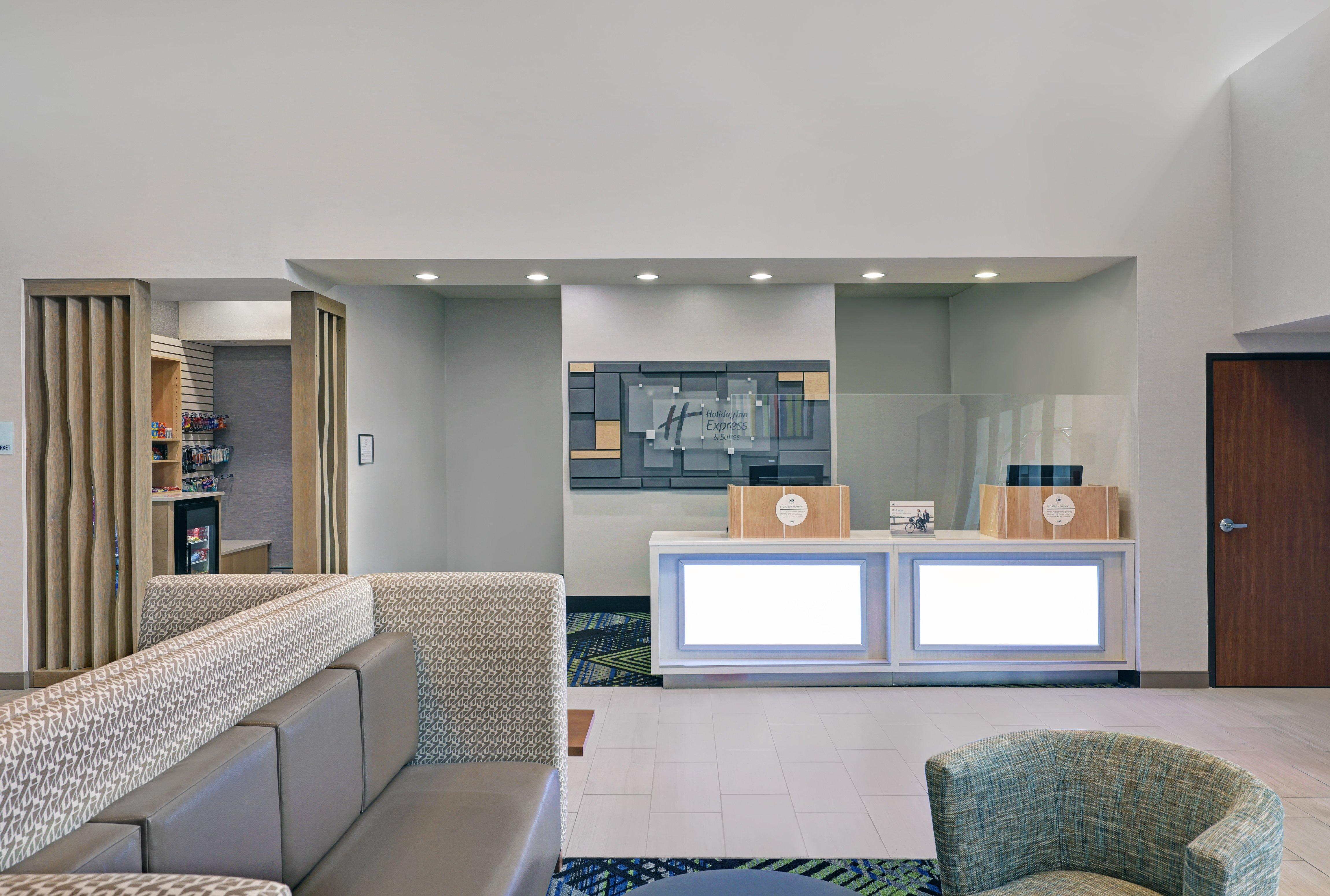 Holiday Inn Express Newport By Ihg Esterno foto