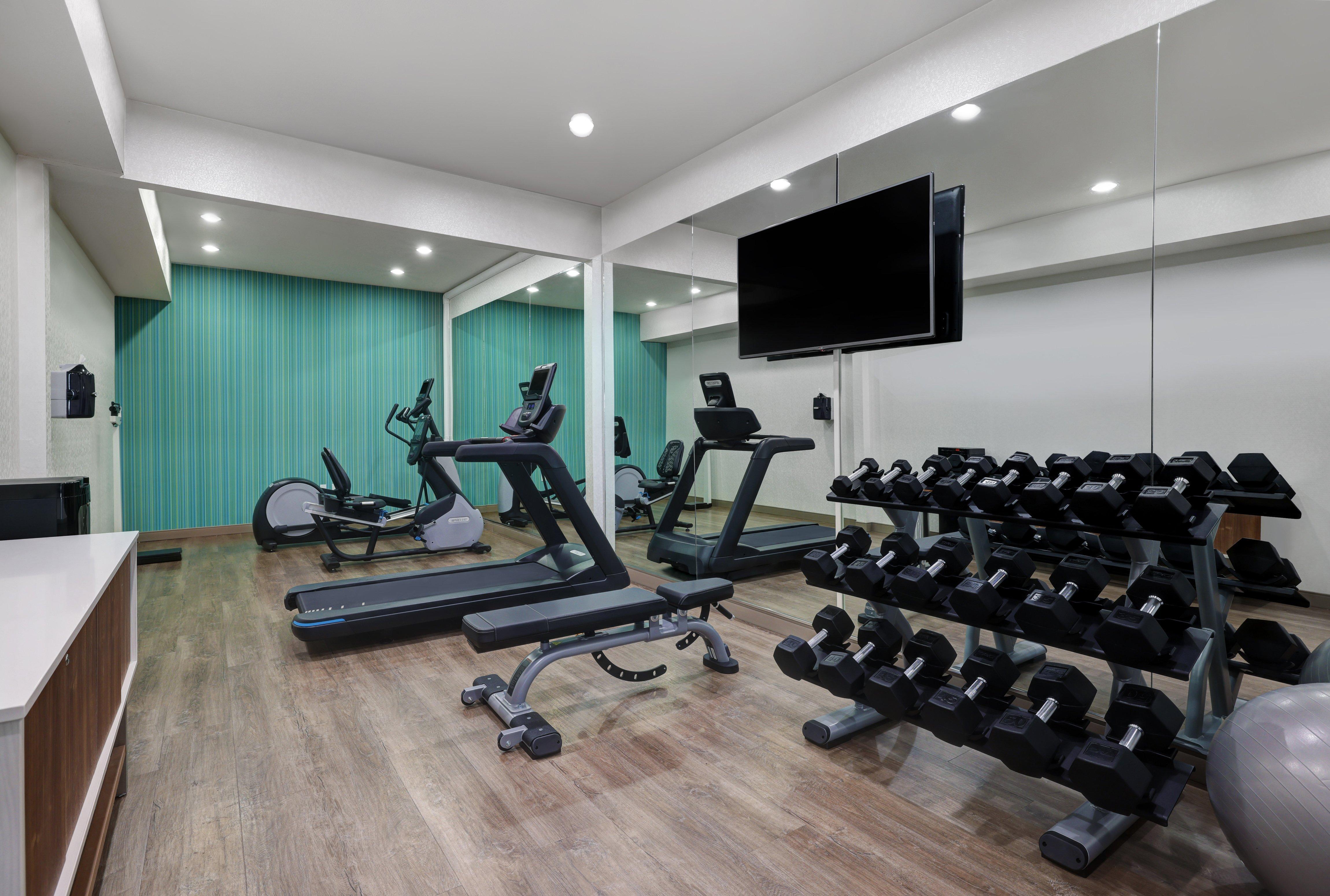 Holiday Inn Express Newport By Ihg Esterno foto